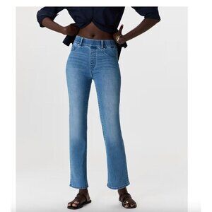 Quince Nina Pull-On Stretch Kick Flare Jeans Laguna Blue Size Medium